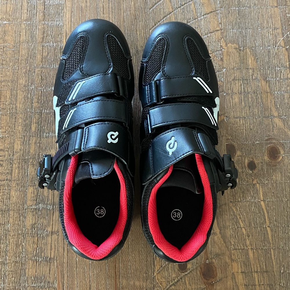 New - Women’s 7, Peloton Cycling Shoes